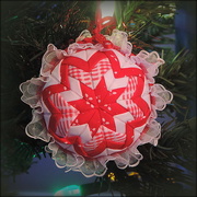 21st Dec 2014 - Quilted ornament!