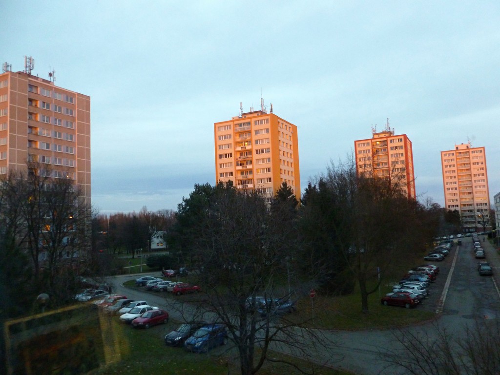 Sunset behind the tower blocks by gabis