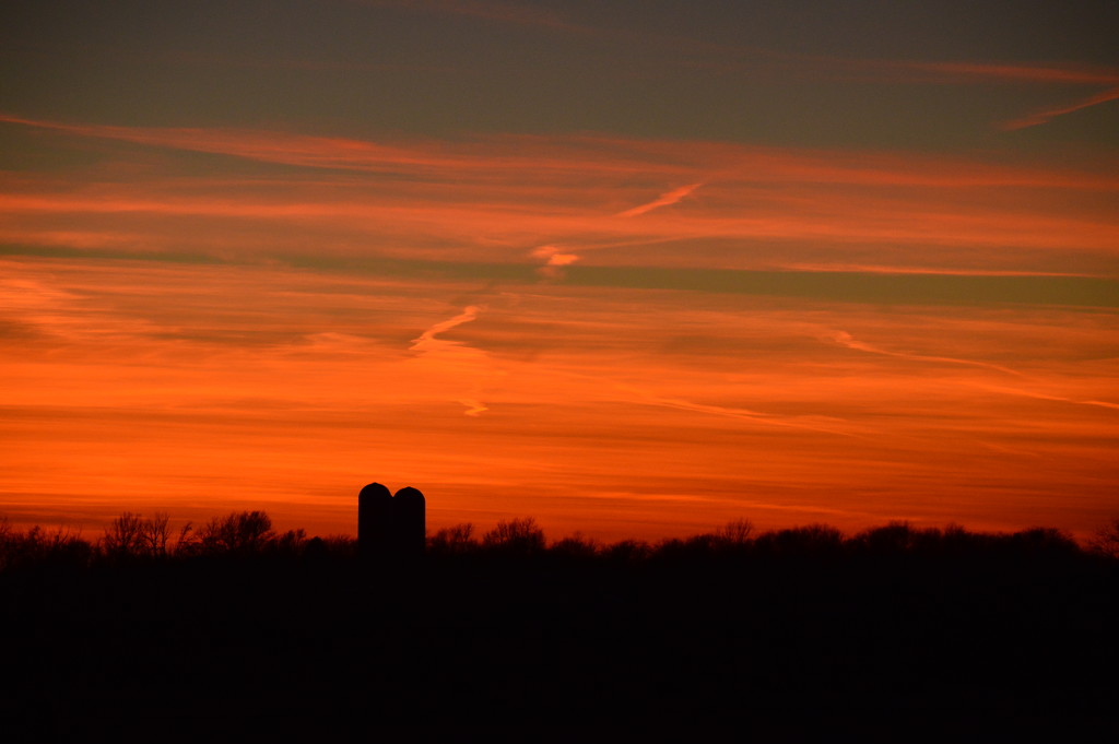 Silos, Sunset SOOC by kareenking