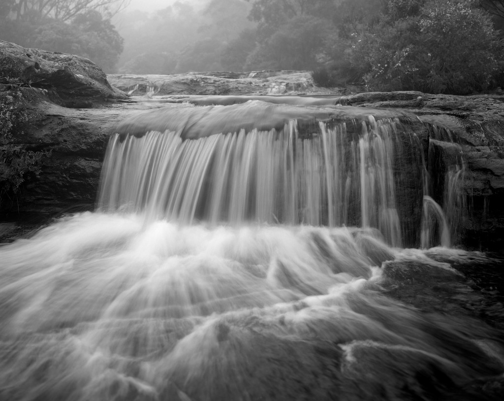 Cascade and mist by peterdegraaff