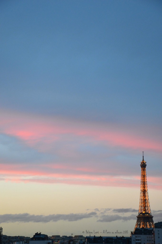 Eiffel Tower, few minutes ago by parisouailleurs