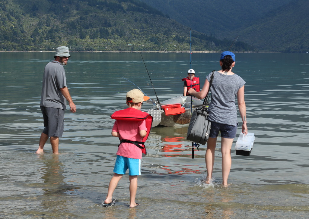 Fishing family fun by kiwinanna