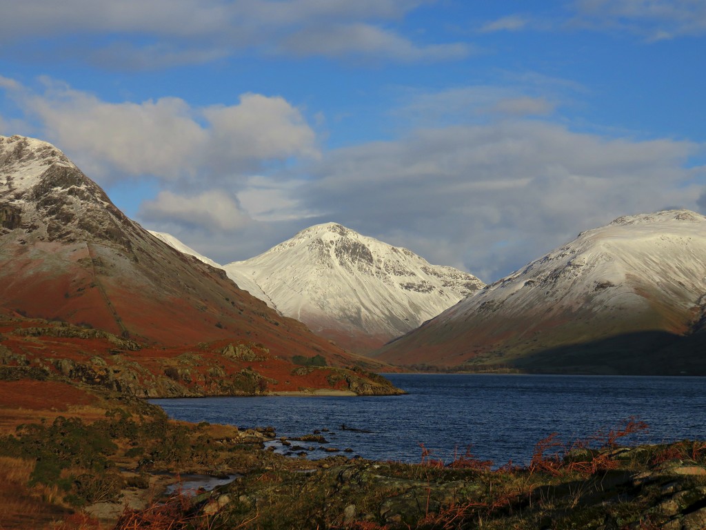 Wastwater with Great Gable and Scafell by countrylassie