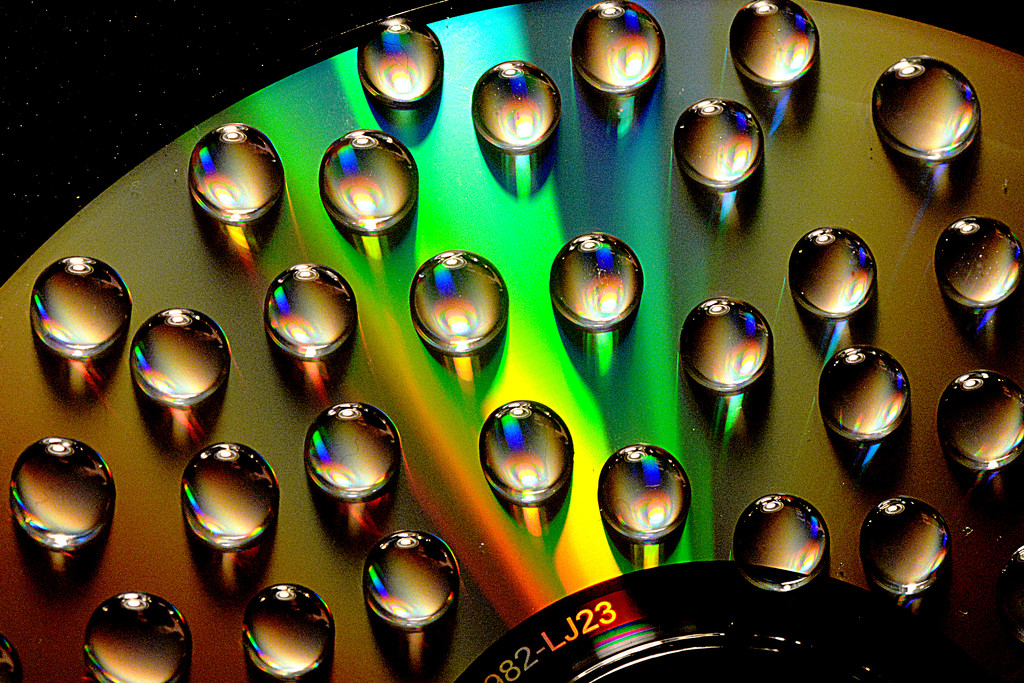 CD Droplets! by fayefaye