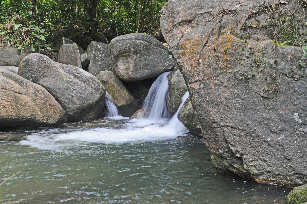 waterfall Jana Perak by ianjb21