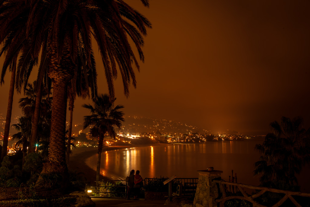 Evening in Laguna by stray_shooter