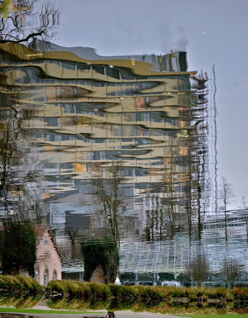 Hundertwasser Hospital by vera365
