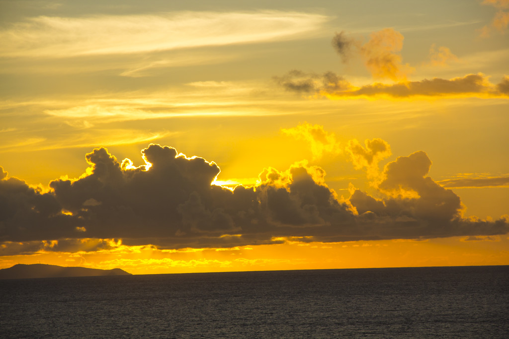 Sunrise over St Maarten by hjbenson