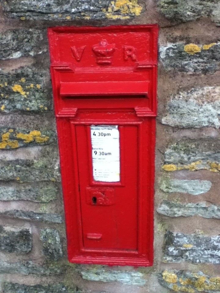 Victorian postbox by flowerfairyann