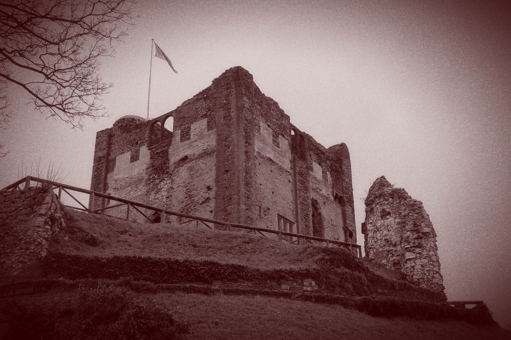 Guildford Castle by mattjcuk