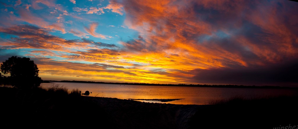 sunset Leschenault Inlet by winshez