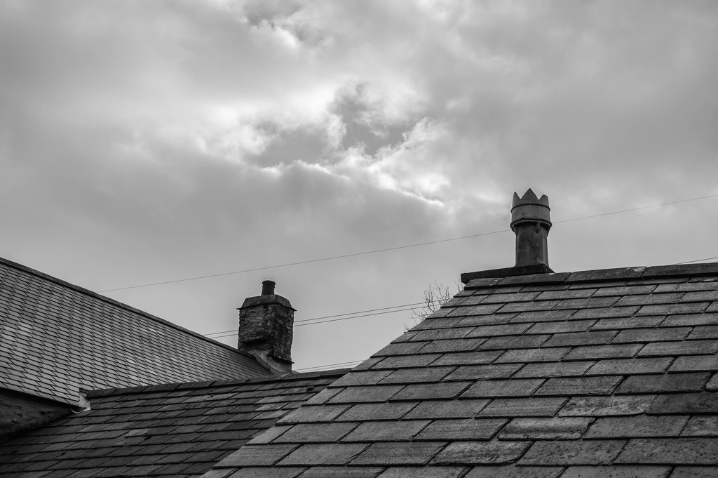 Roofs and sky by overalvandaan