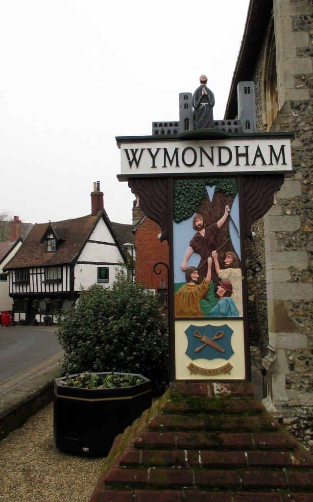 Wymondham,Norfolk, sign by g3xbm