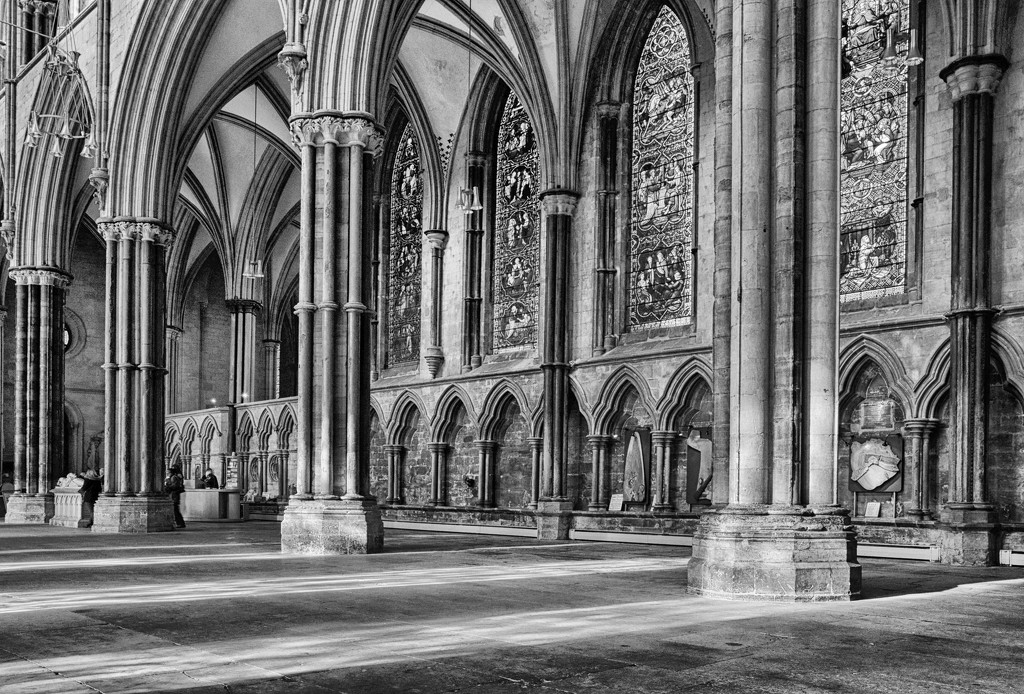 Lincoln Cathedral B+W by seanoneill