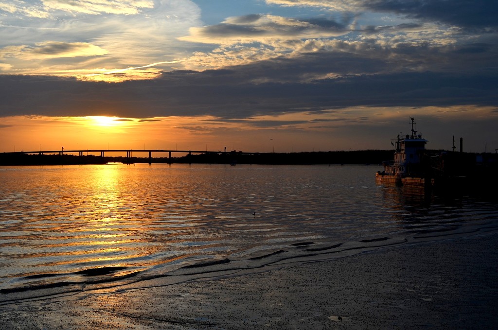 Sunset on the Ashley River at The Battery, Charleston, SC by congaree