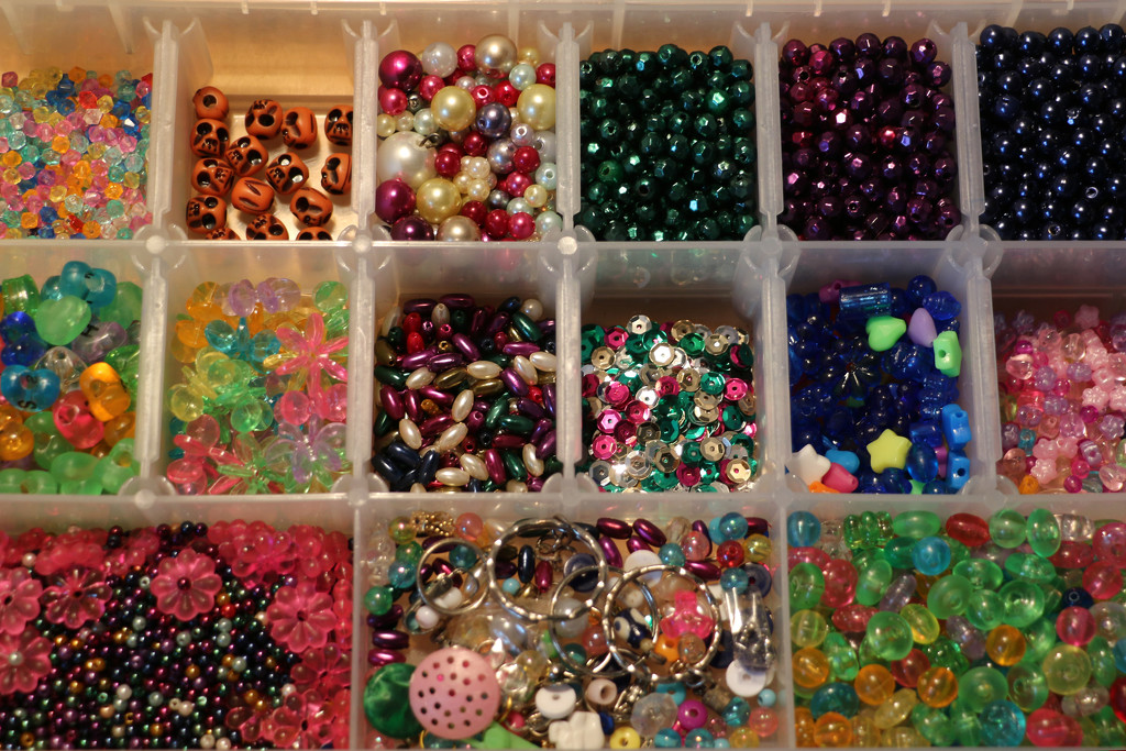 Beads by ingrid01