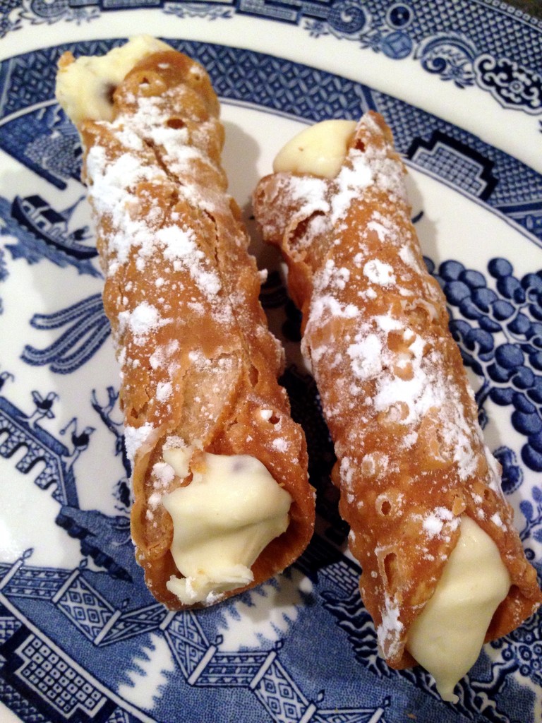 holy cannoli by bcurrie