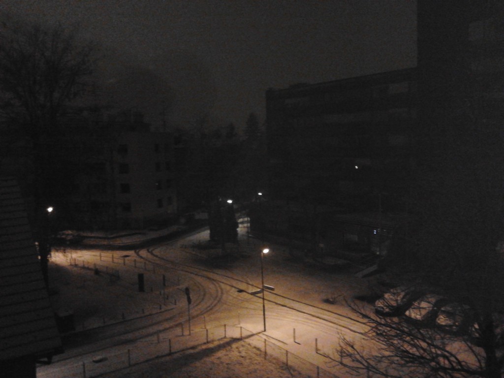 snowy night by zardz
