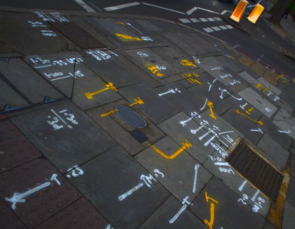 Road markings by tomdoel