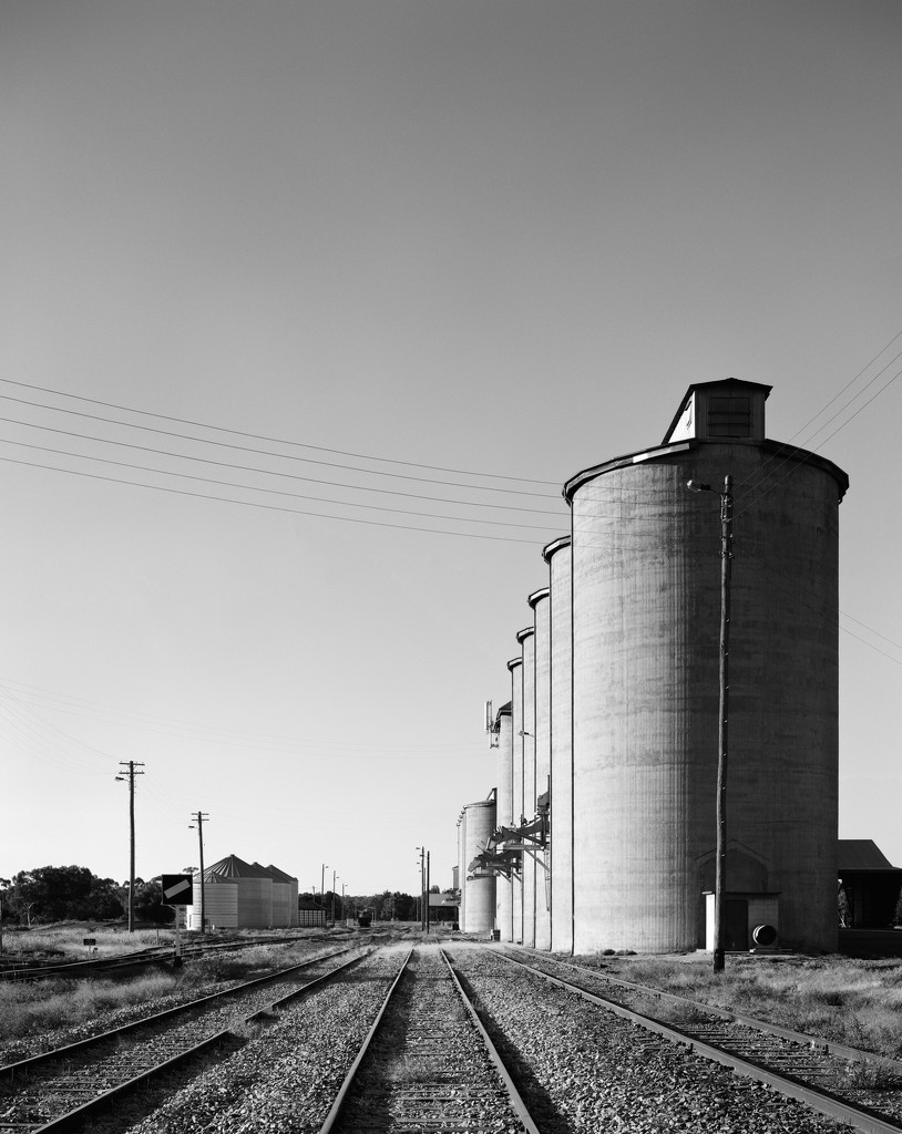 Silos by peterdegraaff