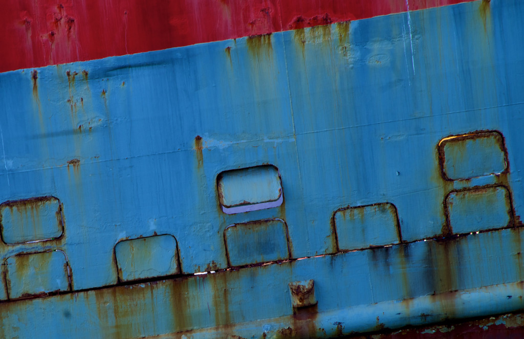 Rusty hull by eudora