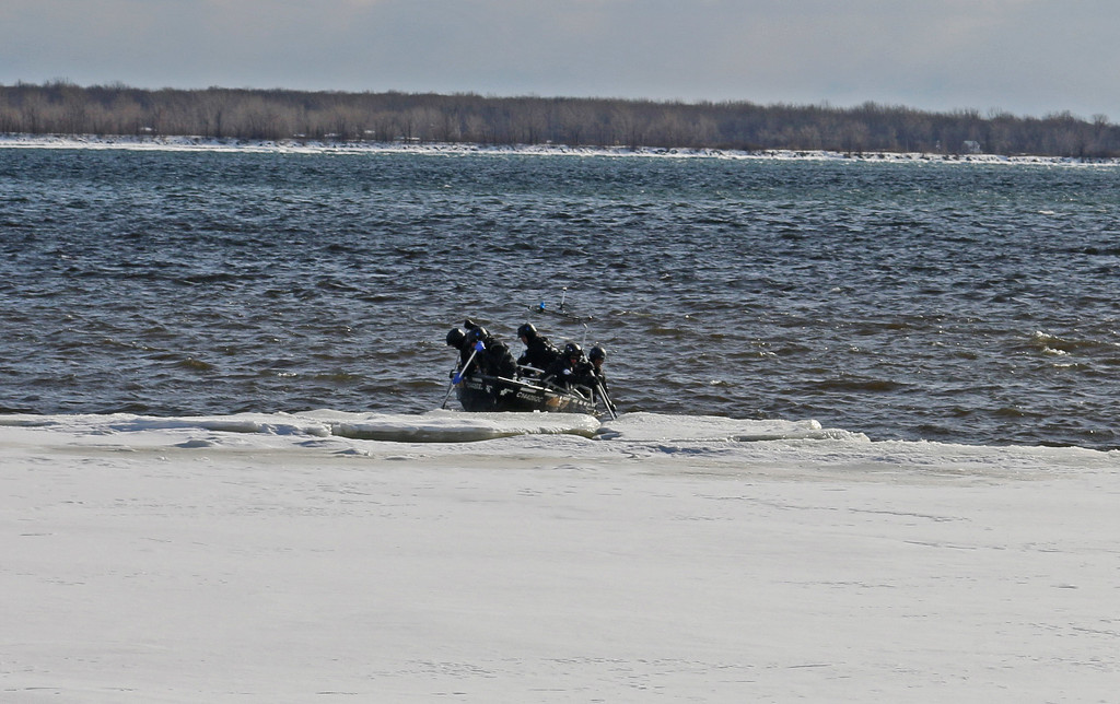 A walk along the ice, a rescue operation, ten minutes later, a recovery operation. by hellie