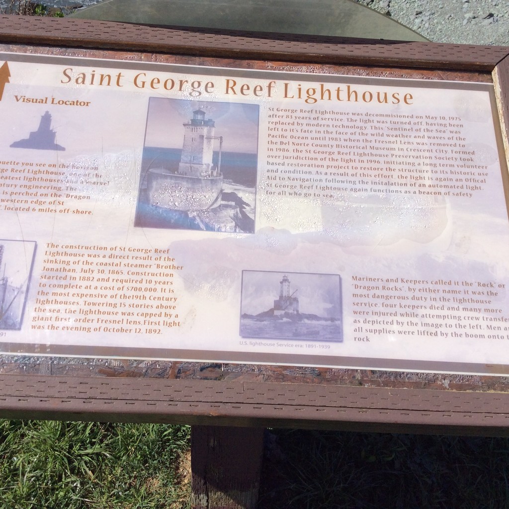 Point St. George reef light by pandorasecho