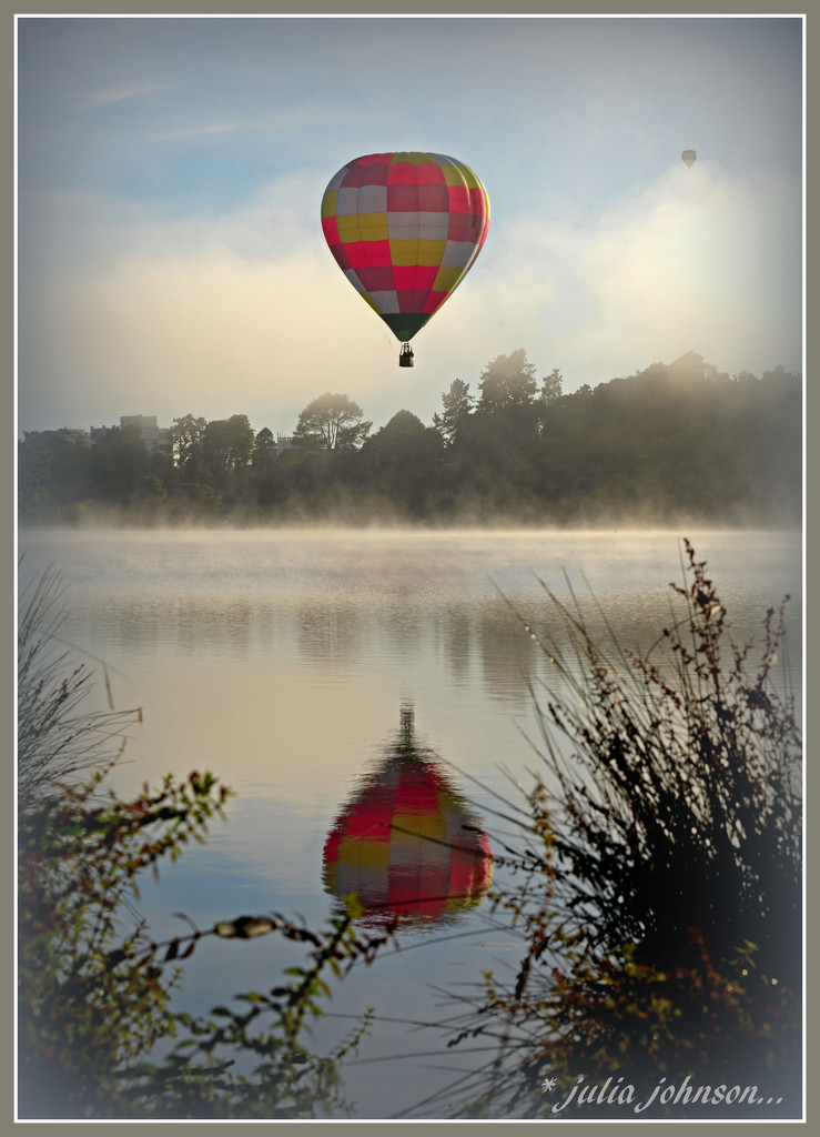 Balloon over Waikato... by julzmaioro