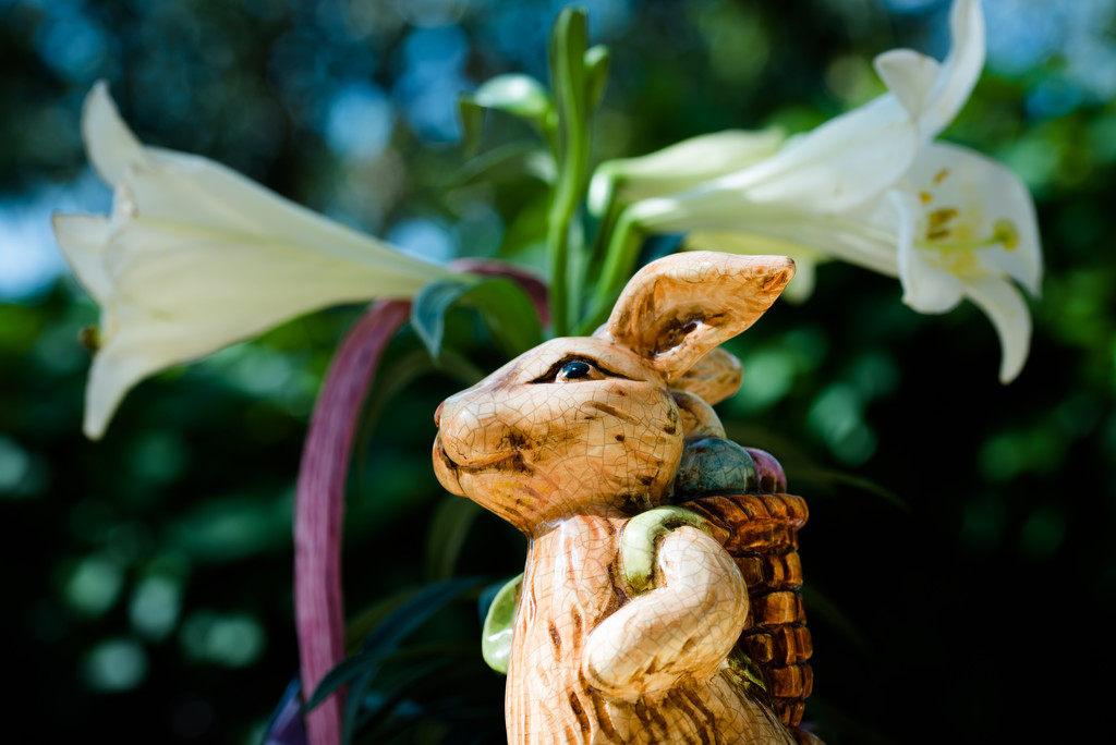 Ceramic Easter Bunny by stray_shooter