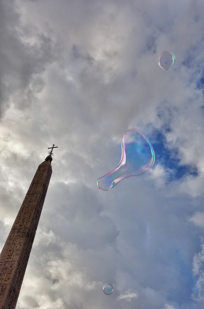 Bubbles in Roma by cocobella