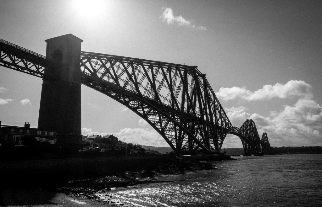 Forth Bridge by frequentframes