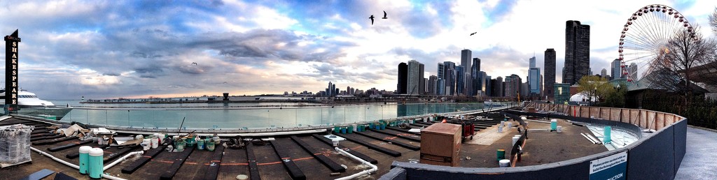 Panorama from Navy Pier by taffy
