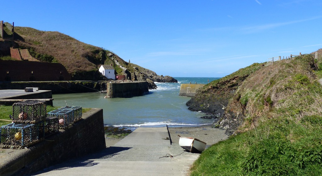  Porthgain Harbour by susiemc