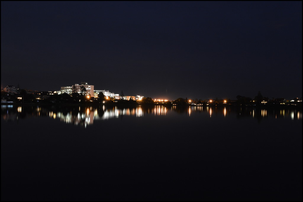 Hamilton Lake by Night by nickspicsnz
