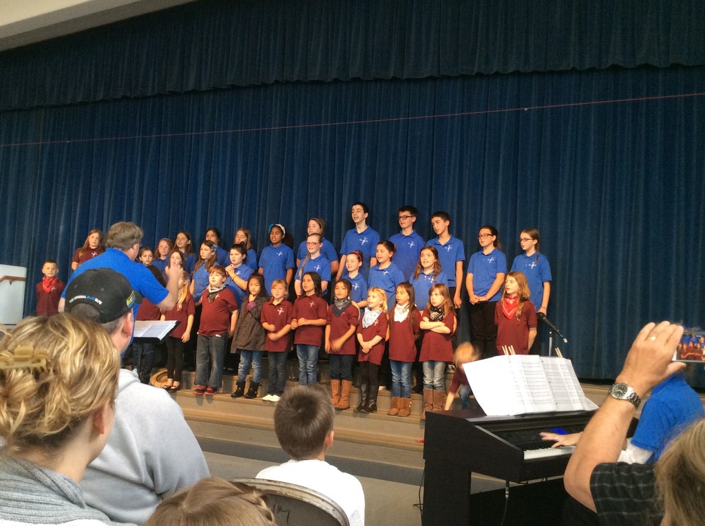 The children's choir by pandorasecho