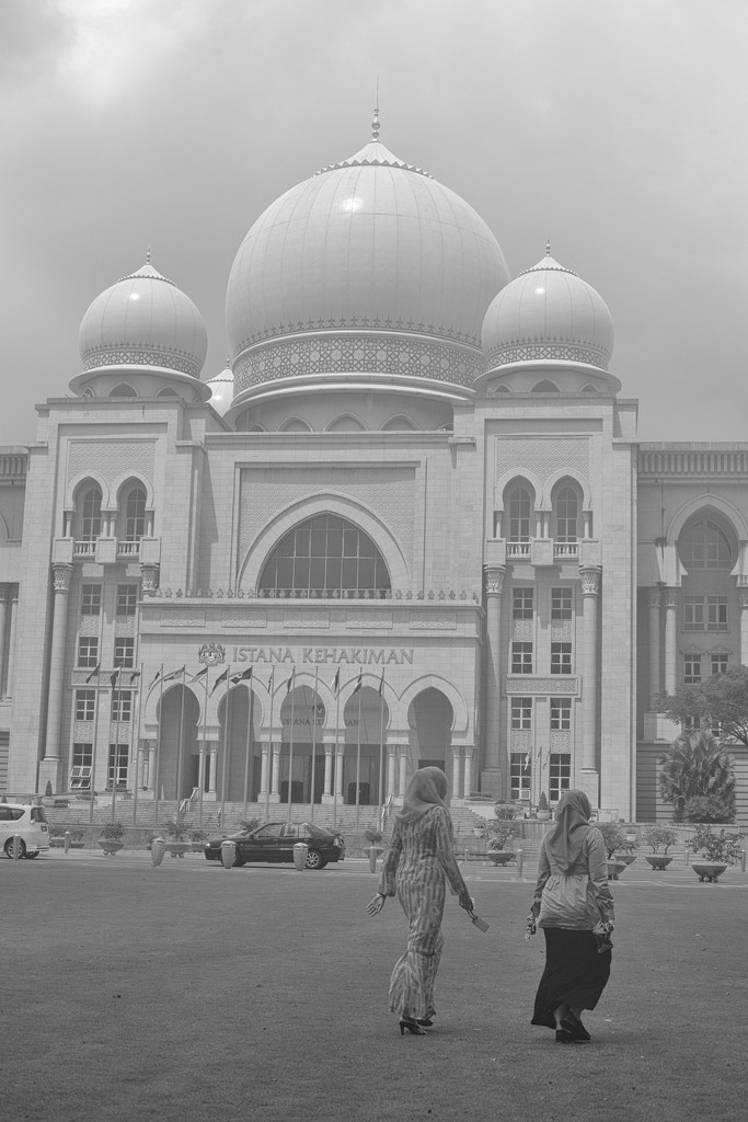Putrajaya Government Building by jyokota