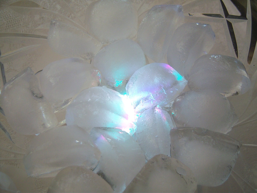 ICE CUBES by bruni