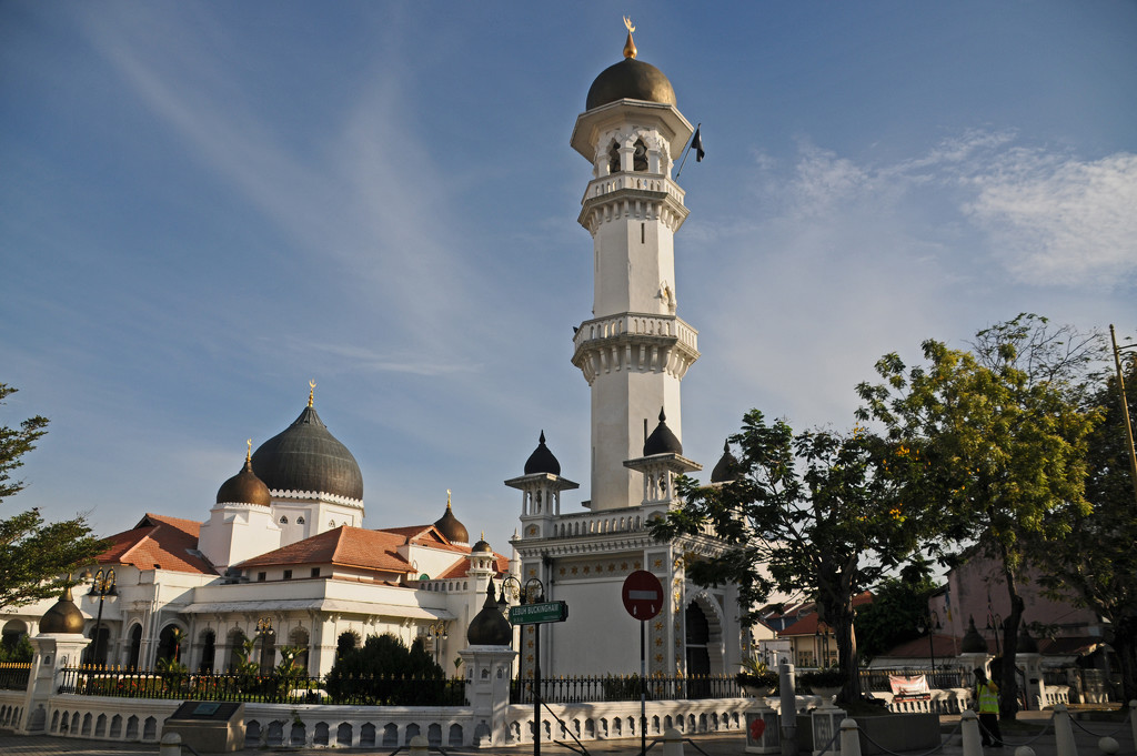 Kapitan Keling Mosque by ianjb21