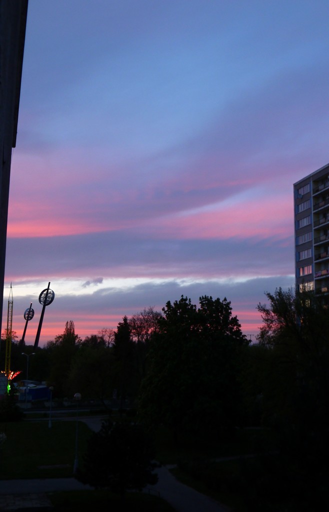 Colourful sky by gabis