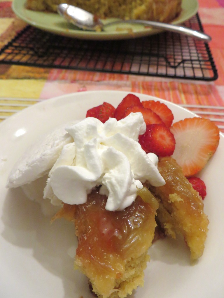 Rhubarb upside-down cake by margonaut