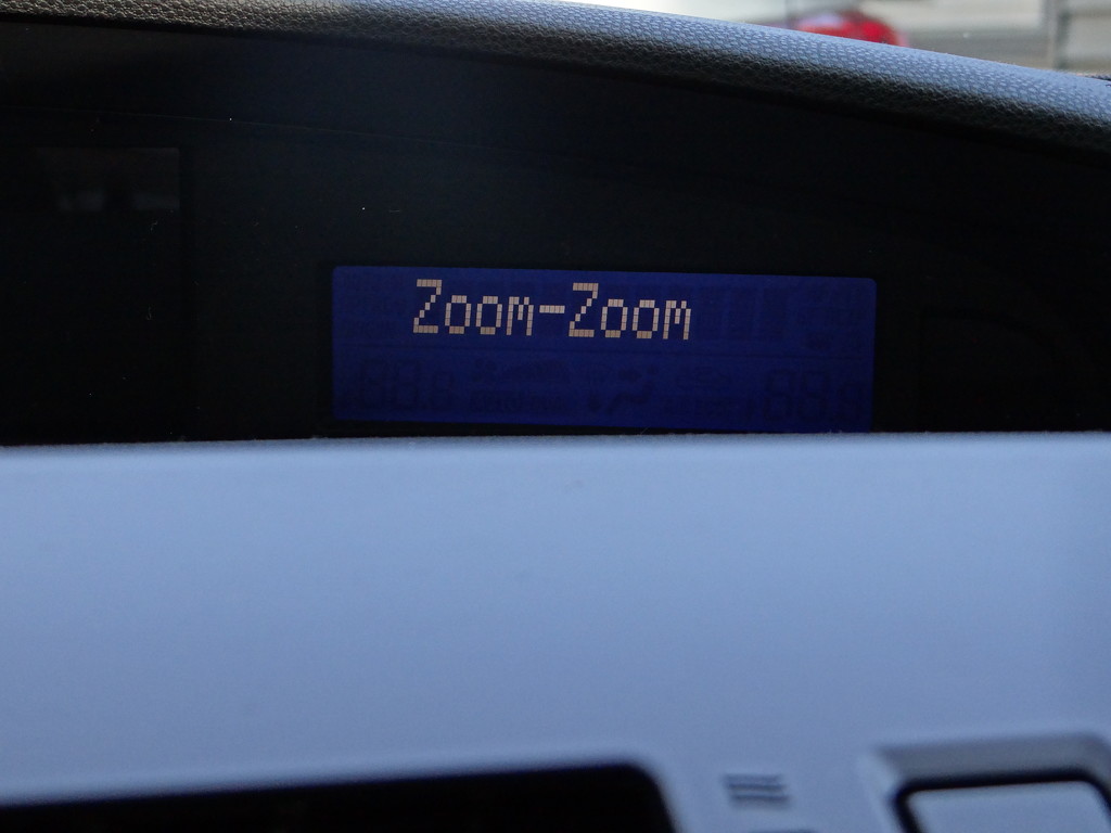 zoom zoom by brillomick