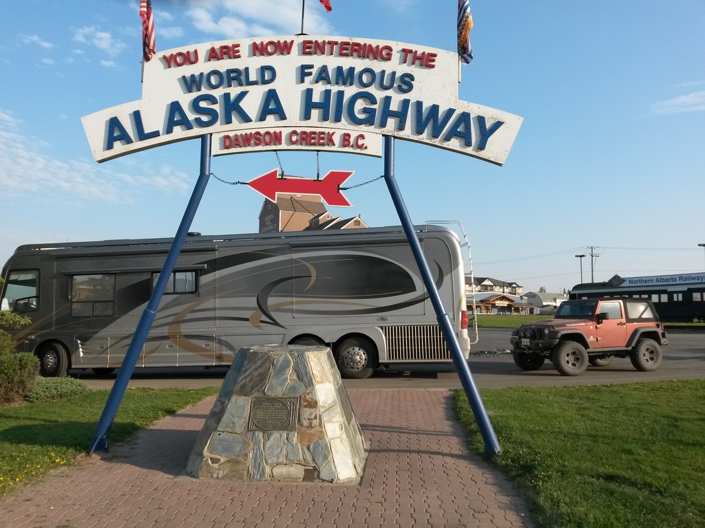 Alaska Hwy by wilkinscd