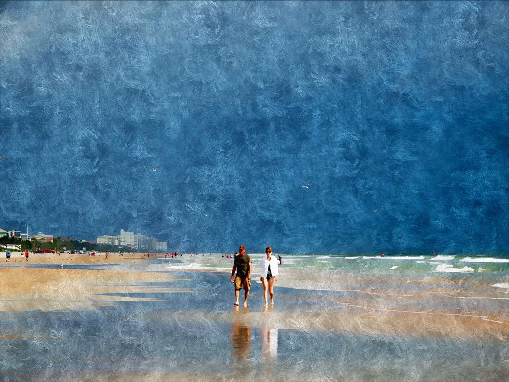 The beach lovers by joemuli