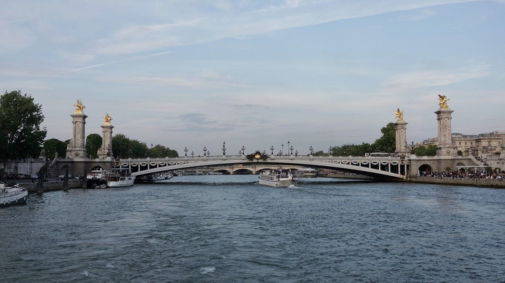 My favourite bridge in Paris by bella_ss
