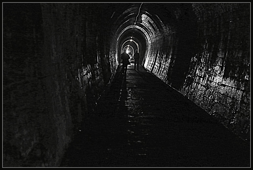 Light at the end of the tunnel by dide