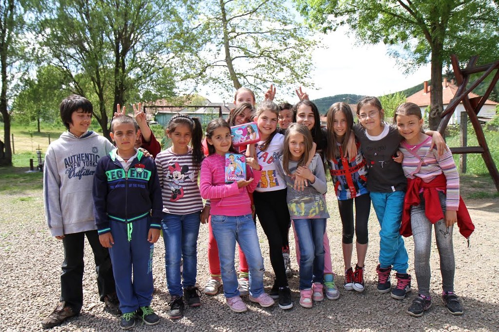 Hungarian School Children by whiteswan