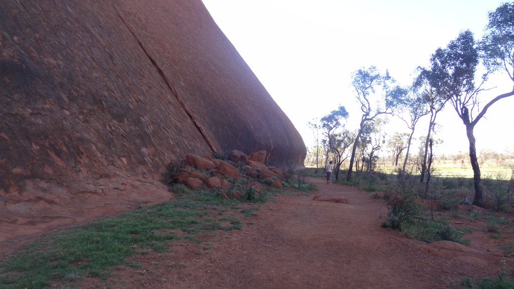 Path around Uluru by marguerita