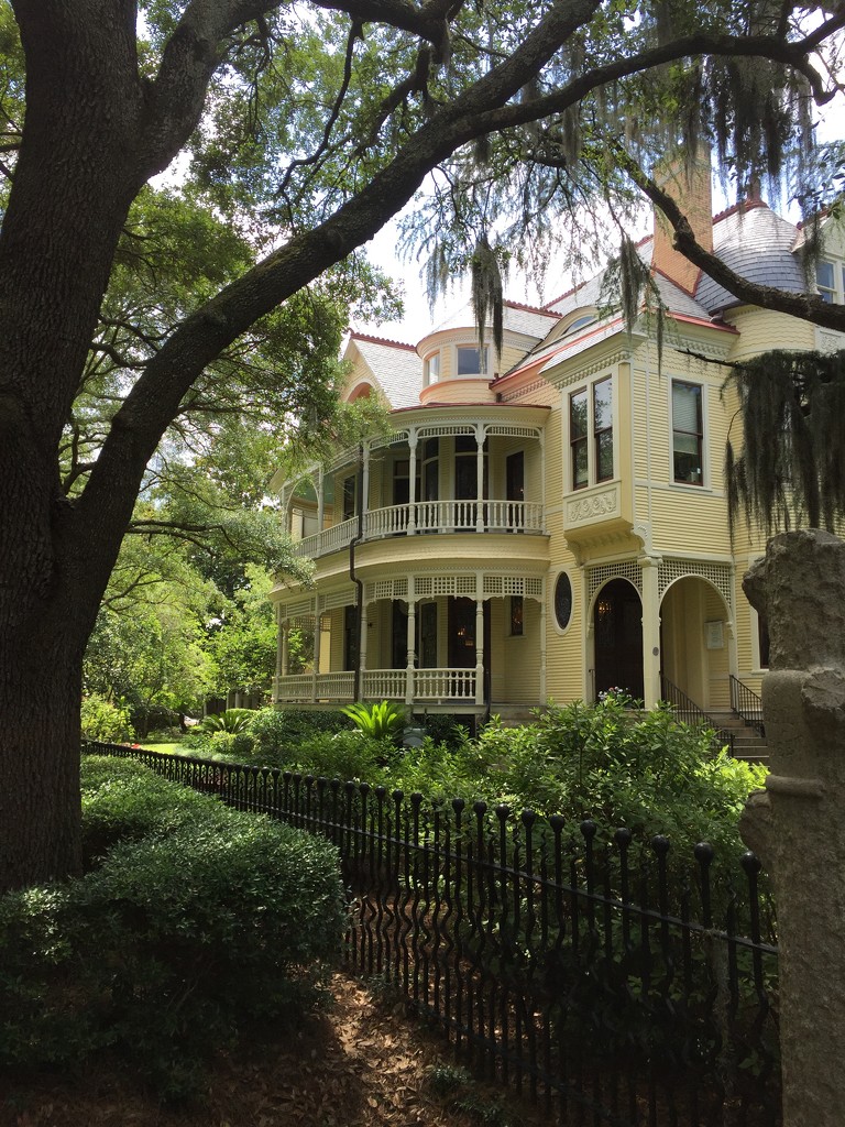 Queen Ann home, Charleston SC by congaree