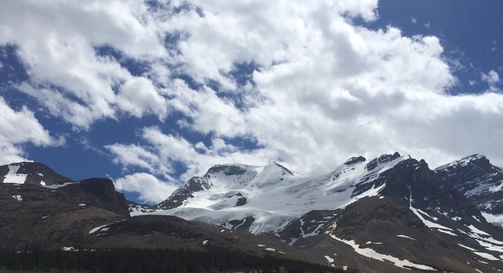 The Columbia Icefield by radiogirl