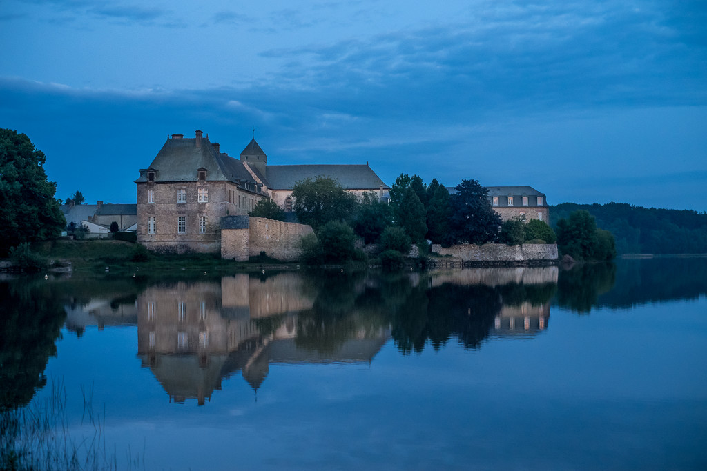 A Year of Days: Day 162 - The Blue Hour by vignouse